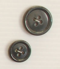 4-hole button (Plastic - 20mm - Matt black)