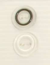 Bouton 2 trous (Plastique - Transparent cerclé noir - 17 mm)