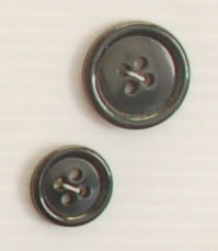 4-hole button (Plastic - 20mm - Shiny black)