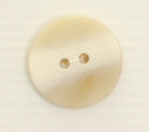 Bouton 2 trous (Plastique - Strié beige - 27 mm)